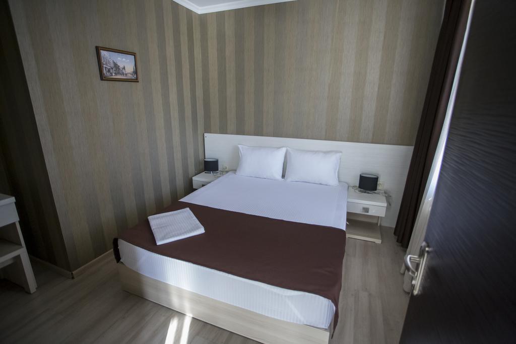 Batus Otel Batum Dış mekan fotoğraf